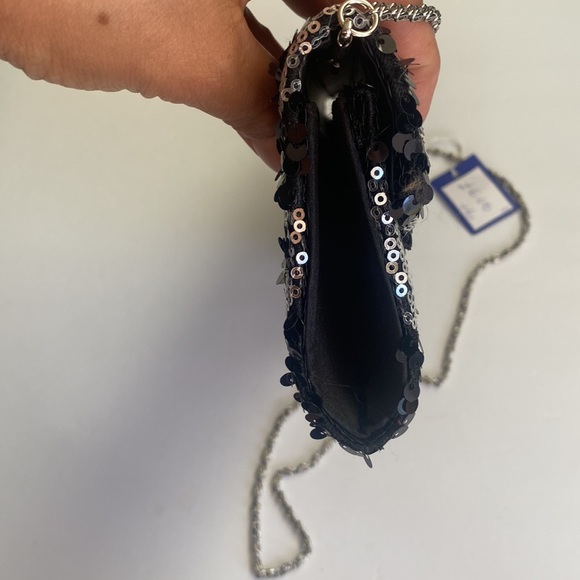 Black and Silver Sequins Clutch 10.5”X4.5” - Picture 5 of 9